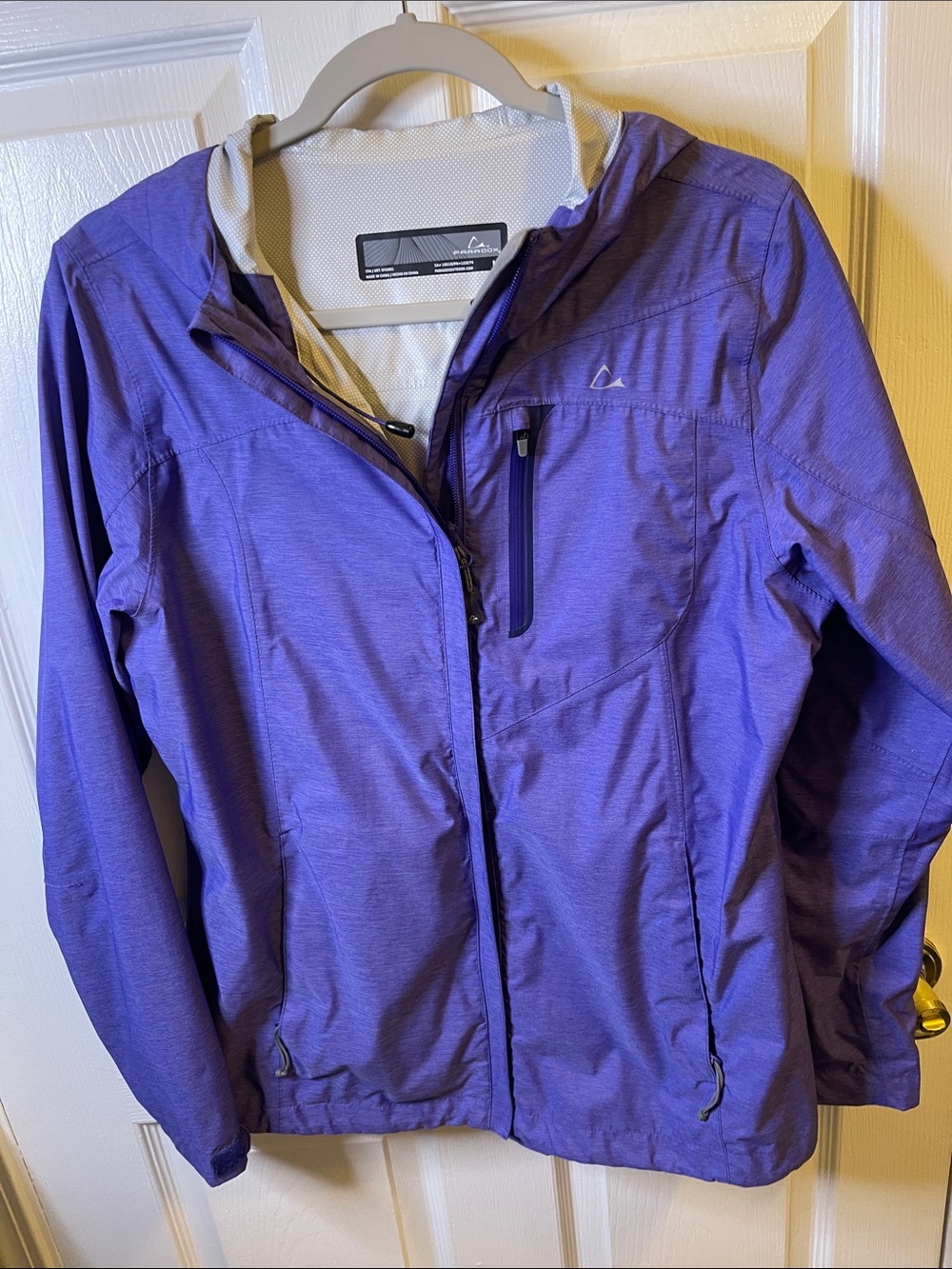 Paradox Purple Hooded Design Ski & Snow Jacket